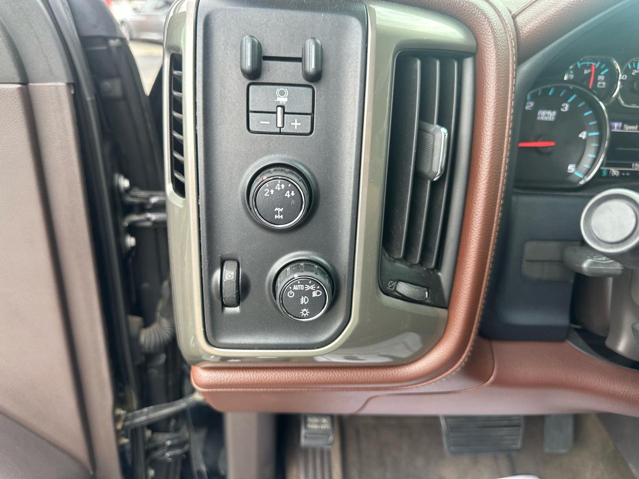 Chevrolet Silverado 2500HD  2015
