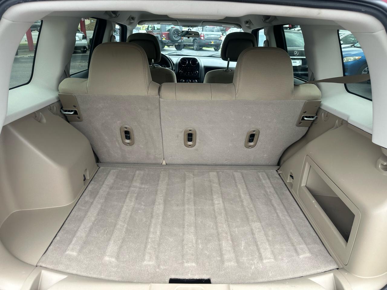 Jeep Patriot FWD 4dr Sport 2012