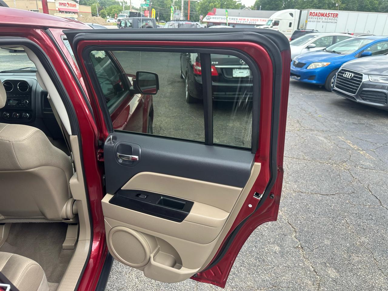 Jeep Patriot FWD 4dr Sport 2012