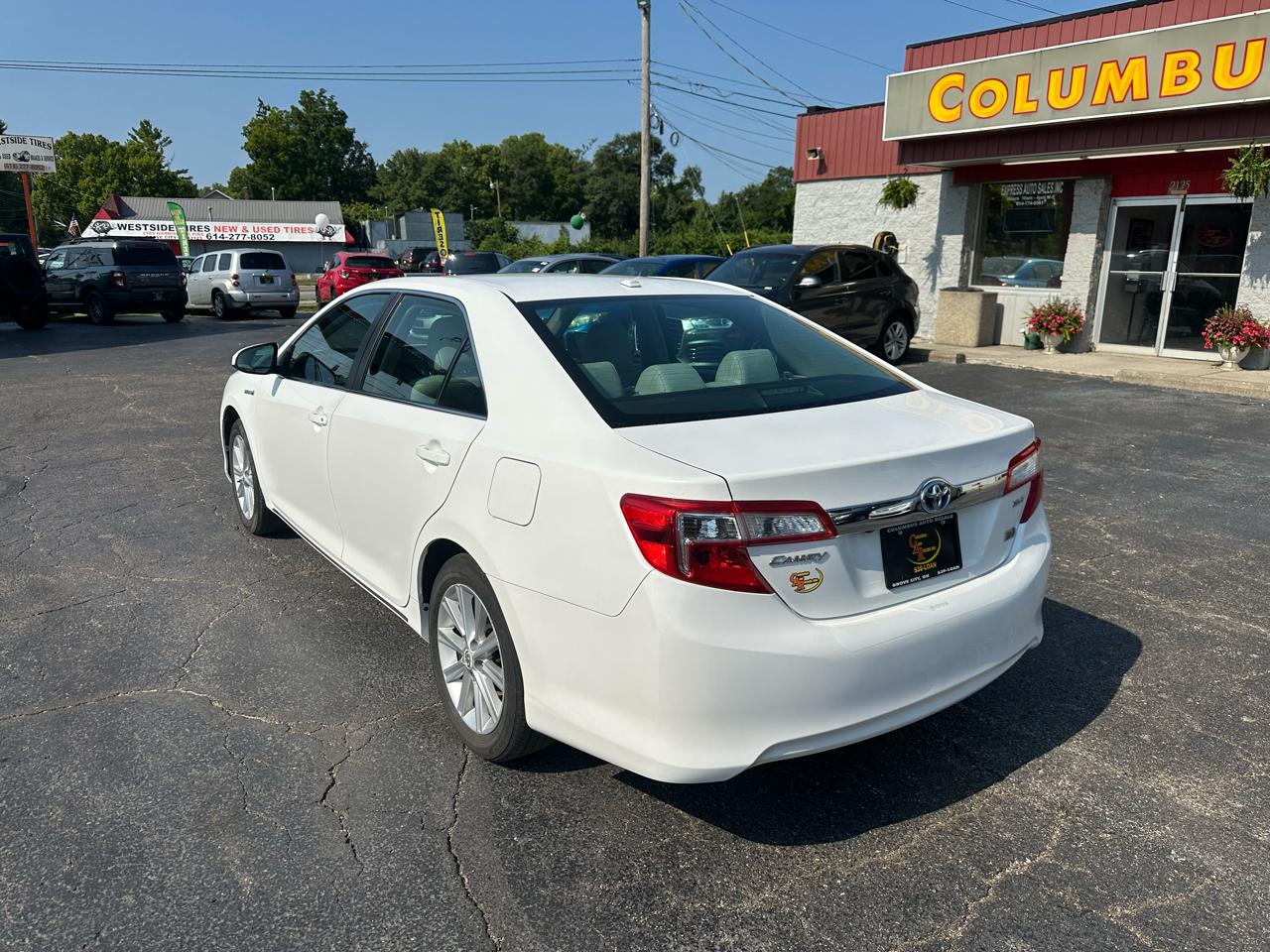 Toyota Camry Hybrid 4dr Sdn XLE (Natl) 2012