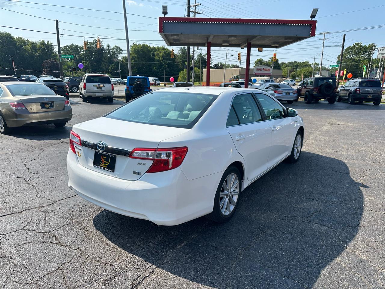 Toyota Camry Hybrid 4dr Sdn XLE (Natl) 2012