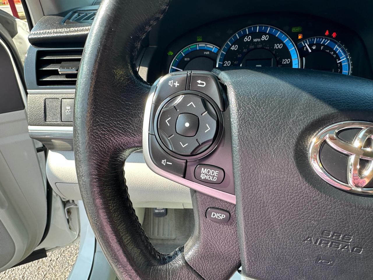 Toyota Camry Hybrid 4dr Sdn XLE (Natl) 2012