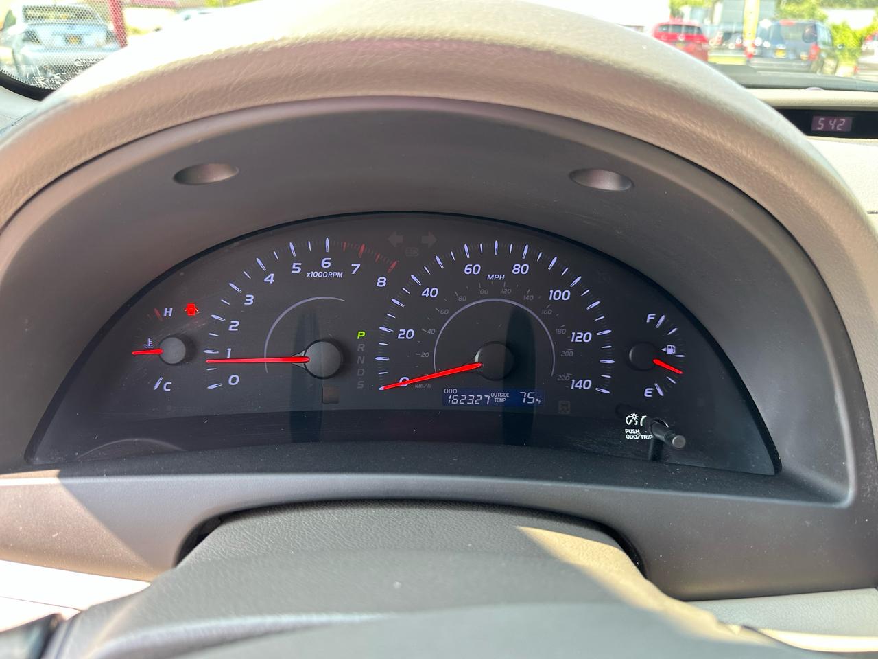 Toyota Camry 4dr Sdn I4 Man (Natl) 2010