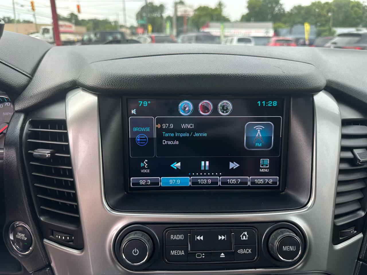Chevrolet Suburban 4WD 4dr LTZ 2015