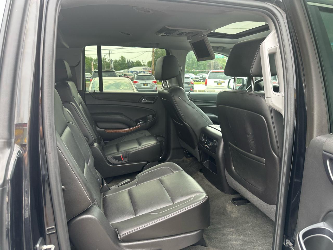 Chevrolet Suburban 4WD 4dr LTZ 2015