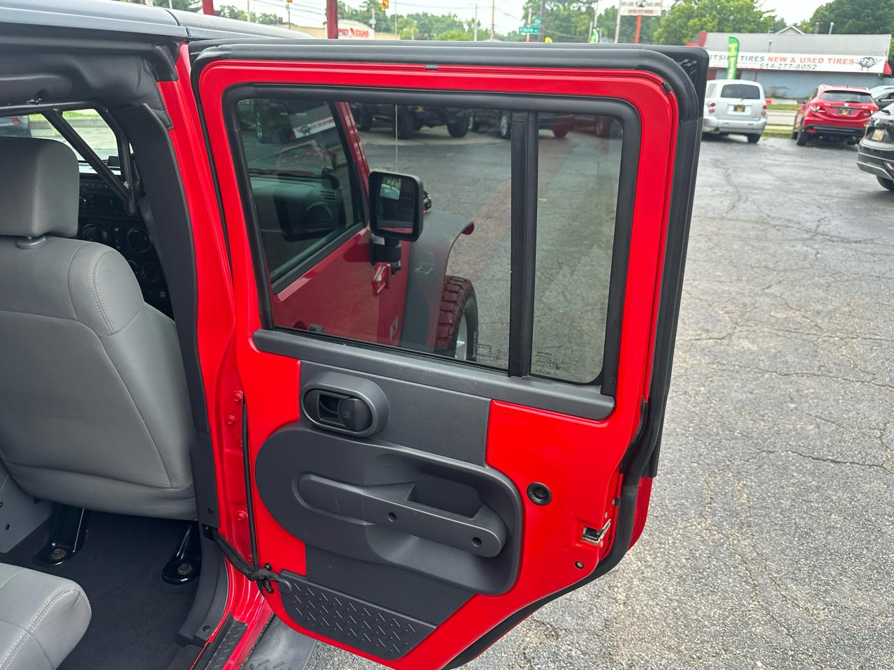 Jeep Wrangler 4WD 4dr Unlimited X 2008