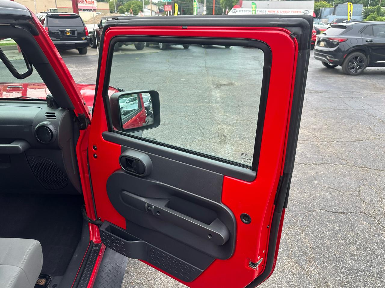 Jeep Wrangler 4WD 4dr Unlimited X 2008