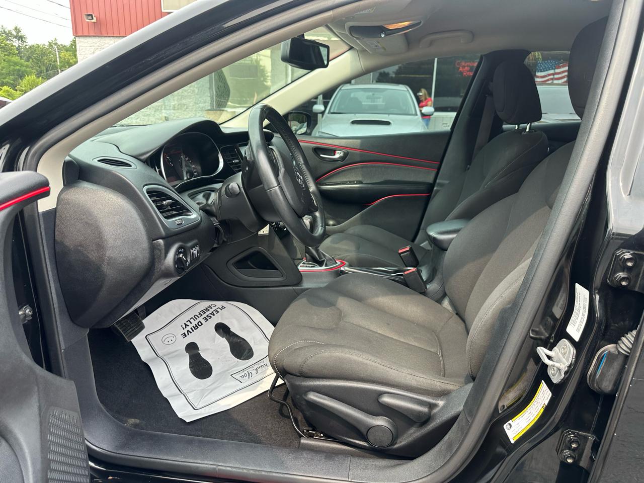 Dodge Dart 4dr Sdn SXT 2013
