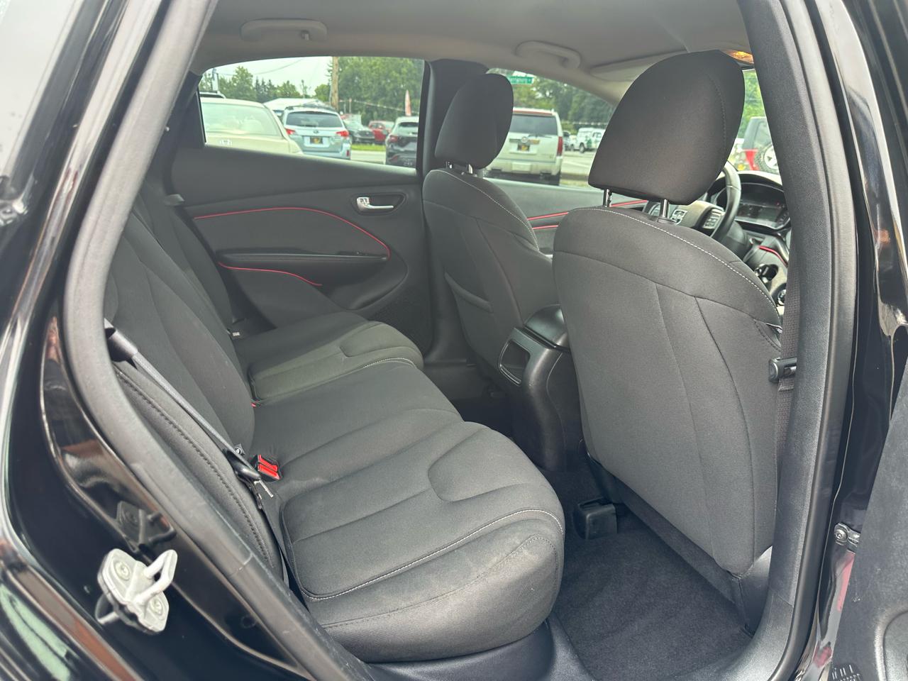 Dodge Dart 4dr Sdn SXT 2013