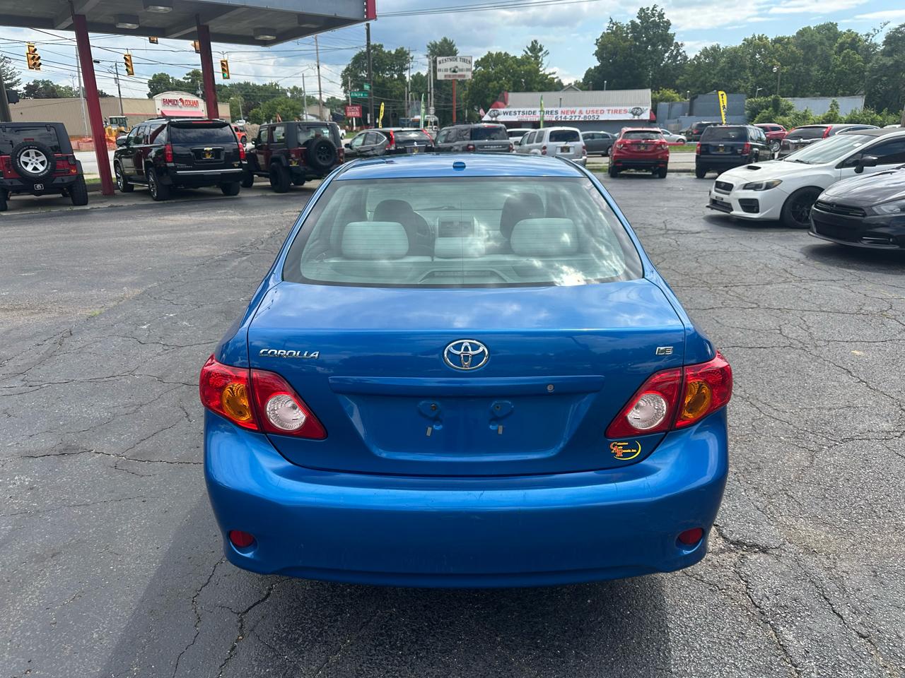 Toyota Corolla 4dr Sdn Man (Natl) 2009
