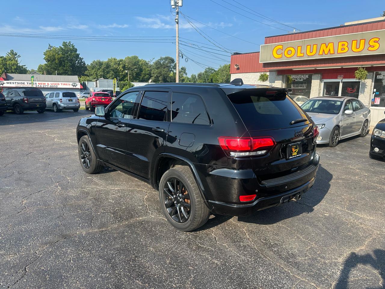 Jeep Grand Cherokee Laredo X 4x4 2021