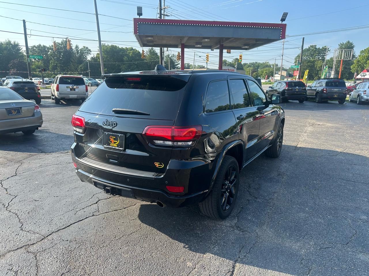 Jeep Grand Cherokee Laredo X 4x4 2021