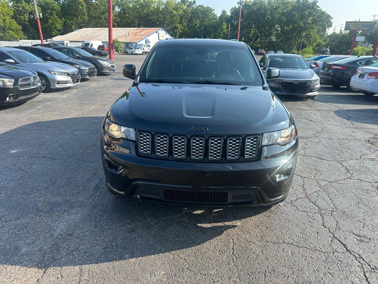 Jeep Grand Cherokee Laredo X 4x4 2021
