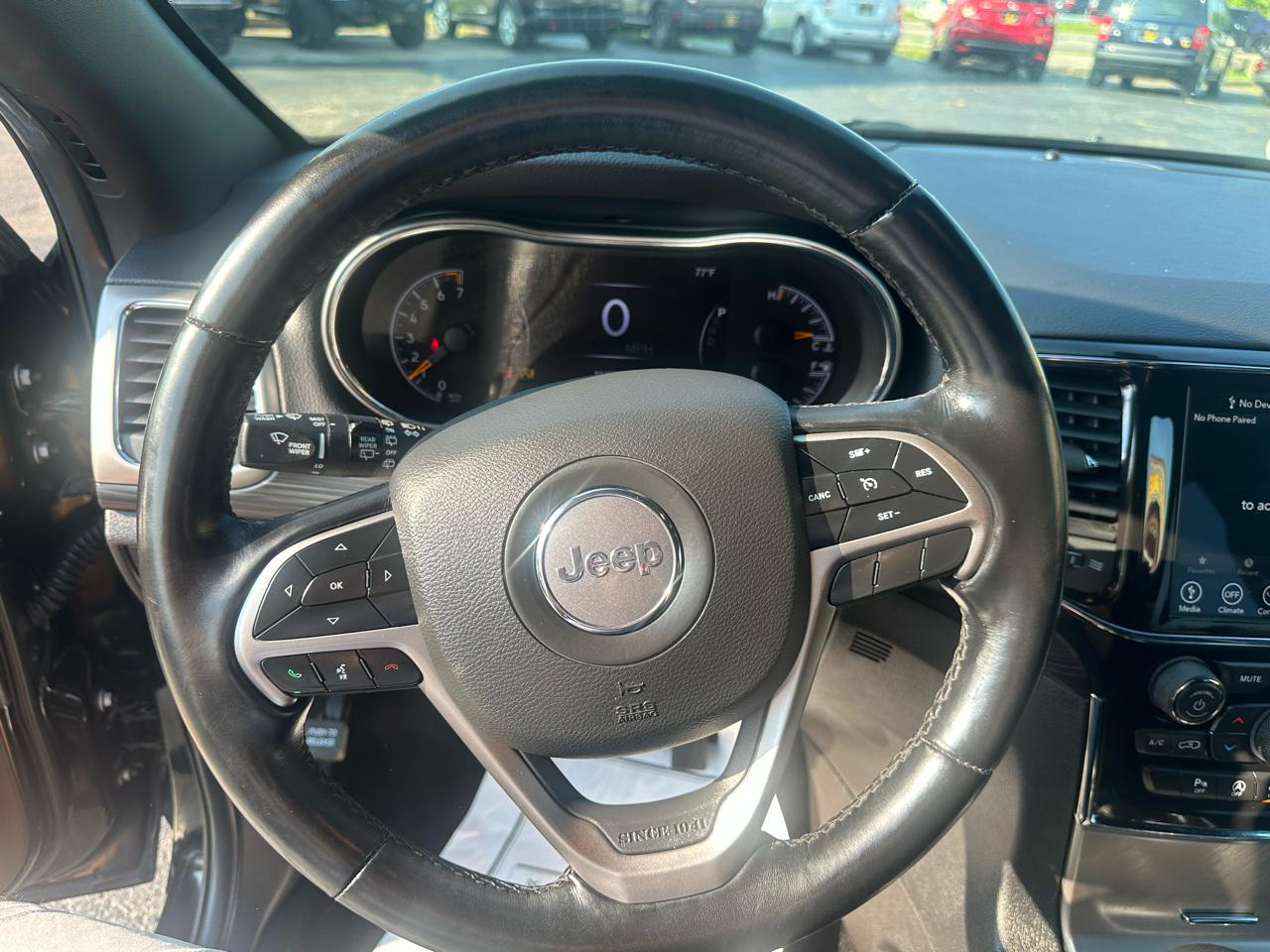 Jeep Grand Cherokee Laredo X 4x4 2021