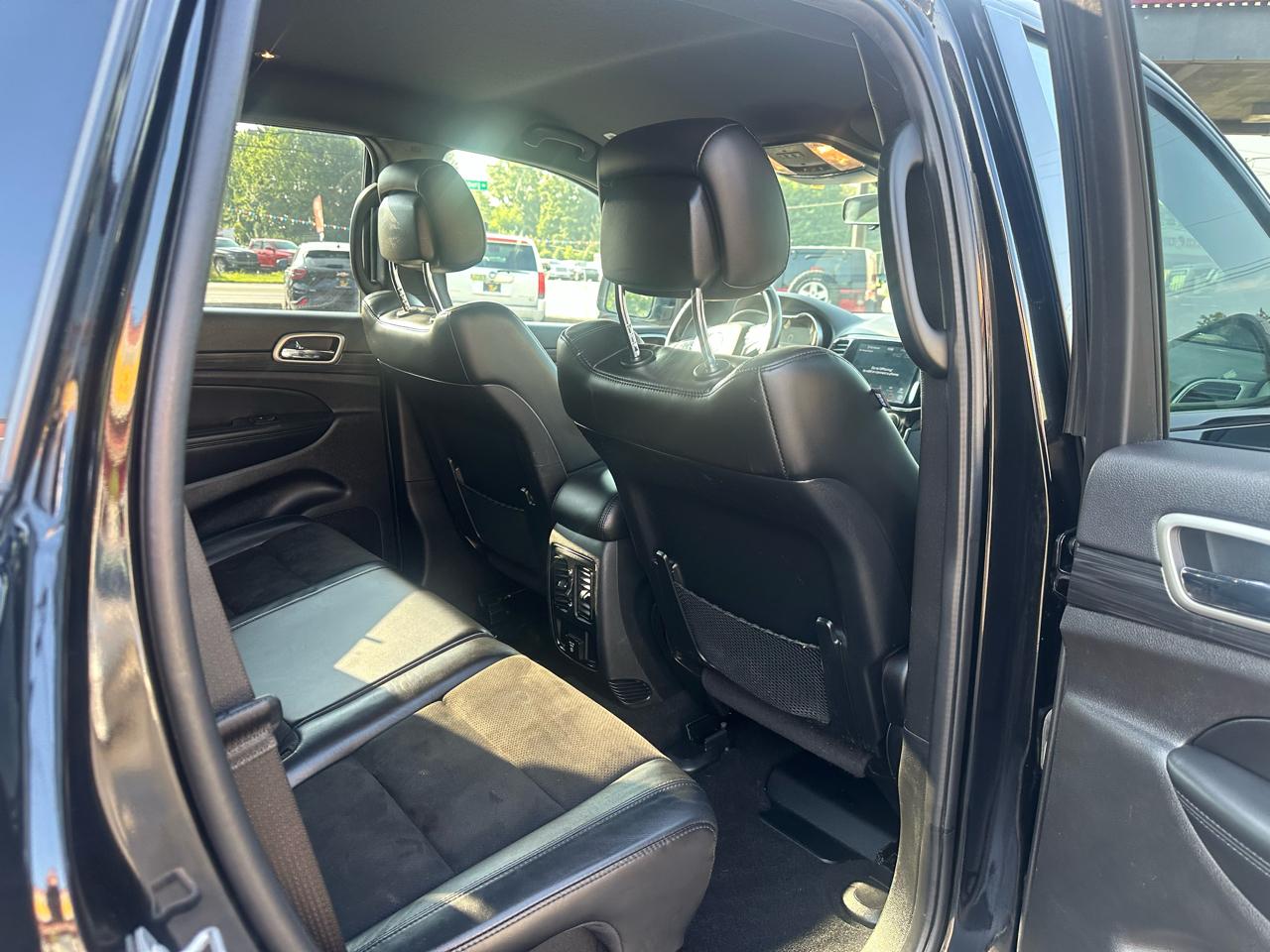 Jeep Grand Cherokee Laredo X 4x4 2021