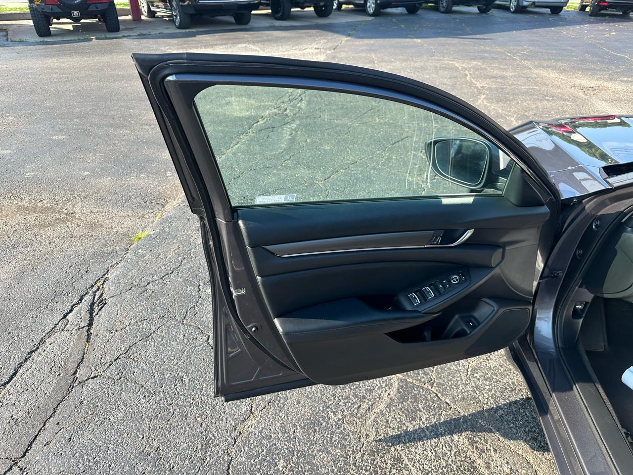 Honda Accord Sedan LX 1.5T CVT 2018