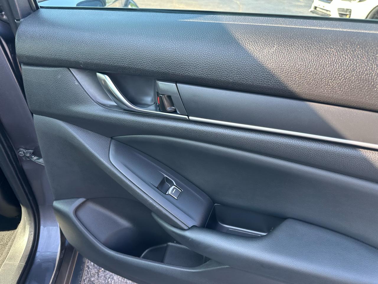 Honda Accord Sedan LX 1.5T CVT 2018