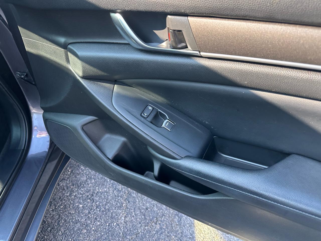 Honda Accord Sedan LX 1.5T CVT 2018