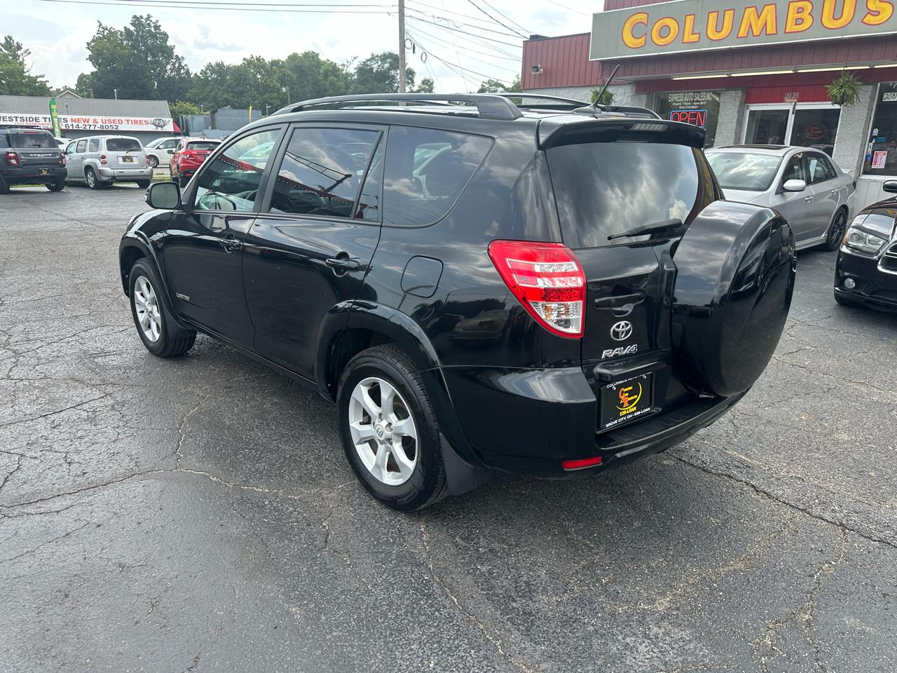 Toyota RAV4 4WD 4dr I4 Limited (Natl) 2012
