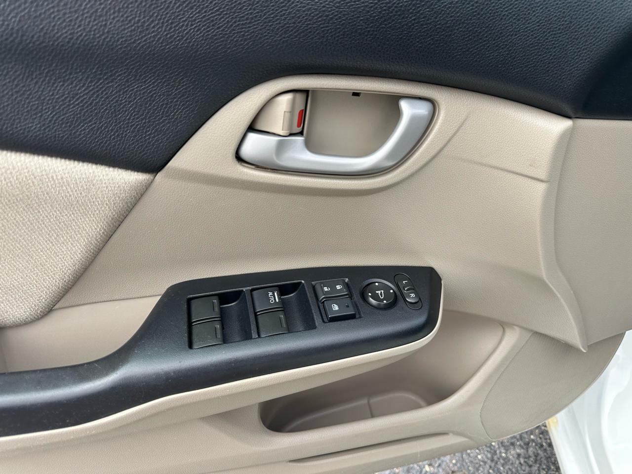 Honda Civic Sdn 4dr Auto LX 2013