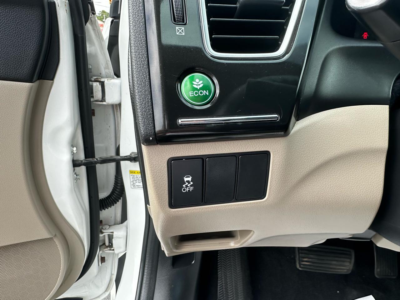 Honda Civic Sdn 4dr Auto LX 2013