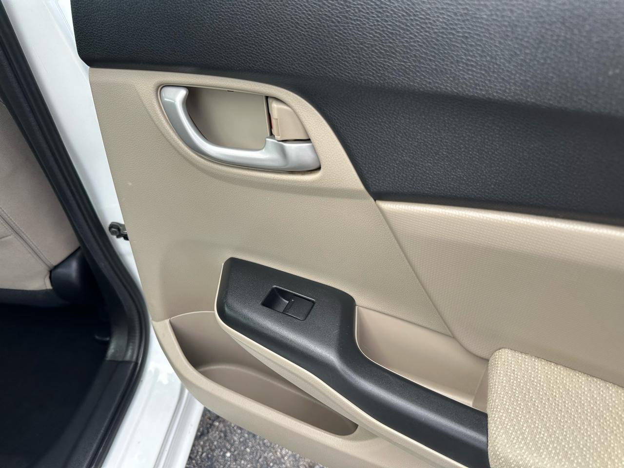 Honda Civic Sdn 4dr Auto LX 2013