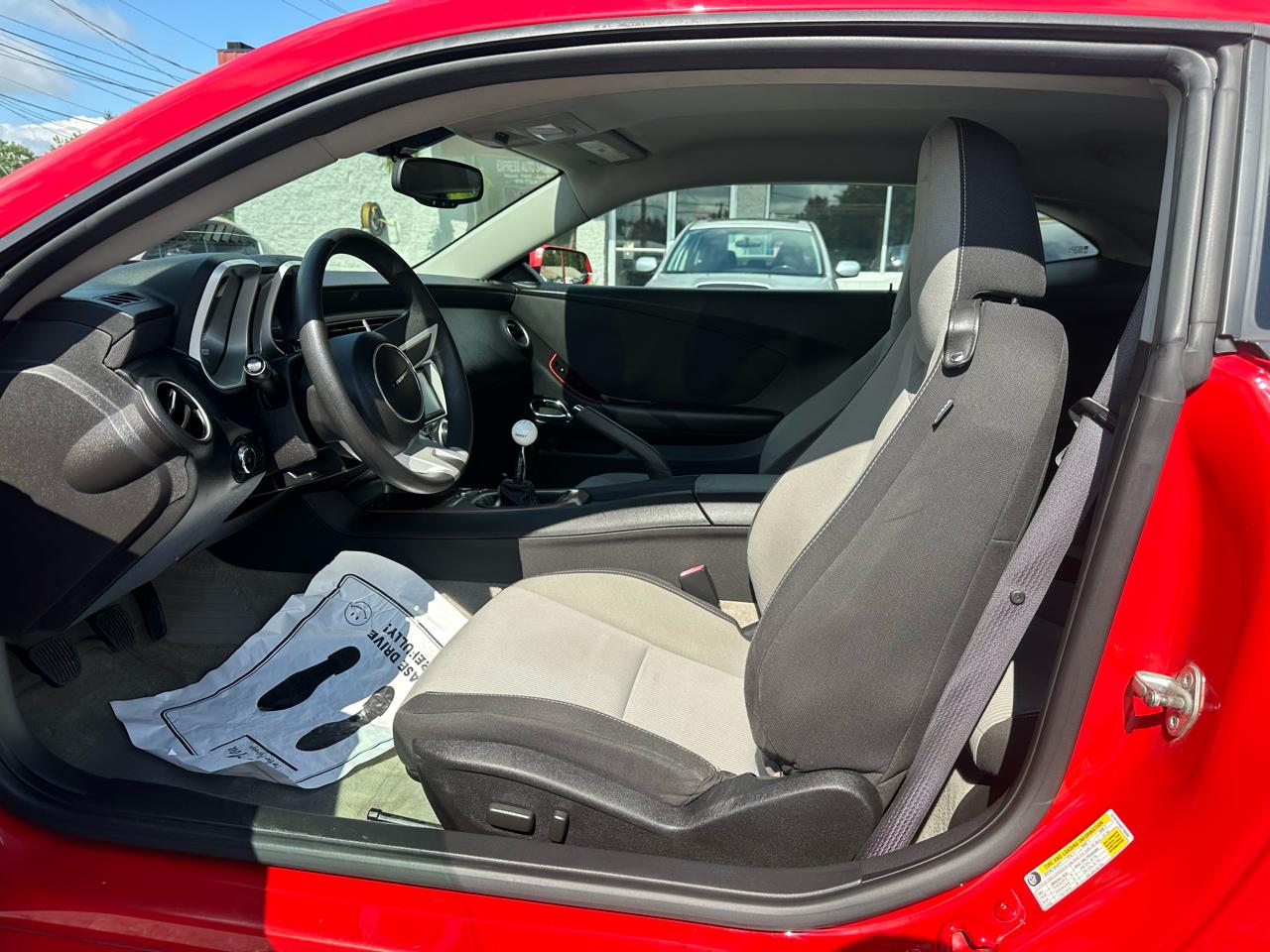 Chevrolet Camaro 2dr Cpe 1LT 2010
