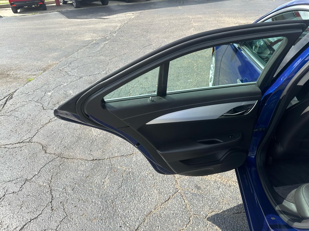 Cadillac ATS 4dr Sdn 2.5L Luxury RWD 2014