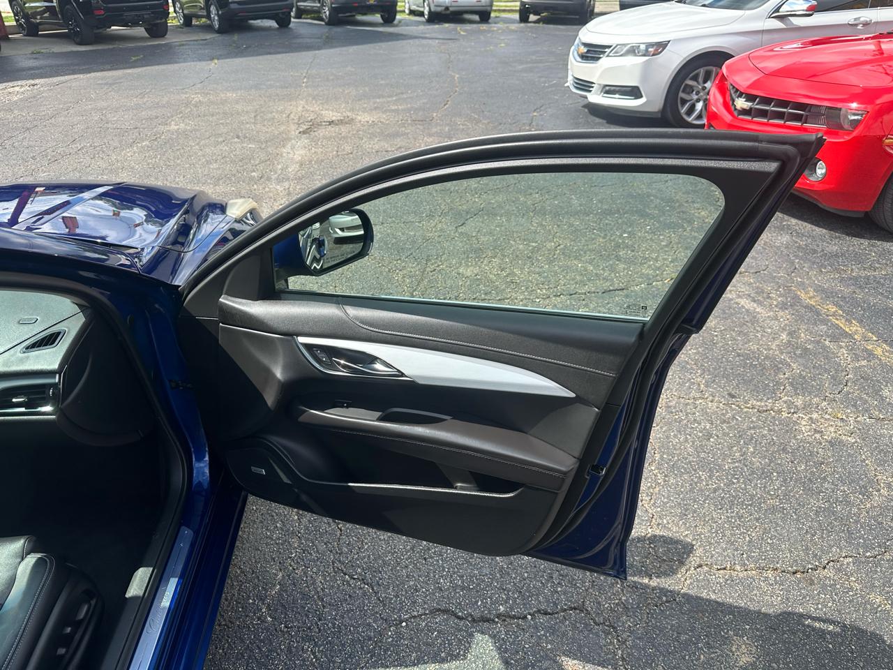 Cadillac ATS 4dr Sdn 2.5L Luxury RWD 2014