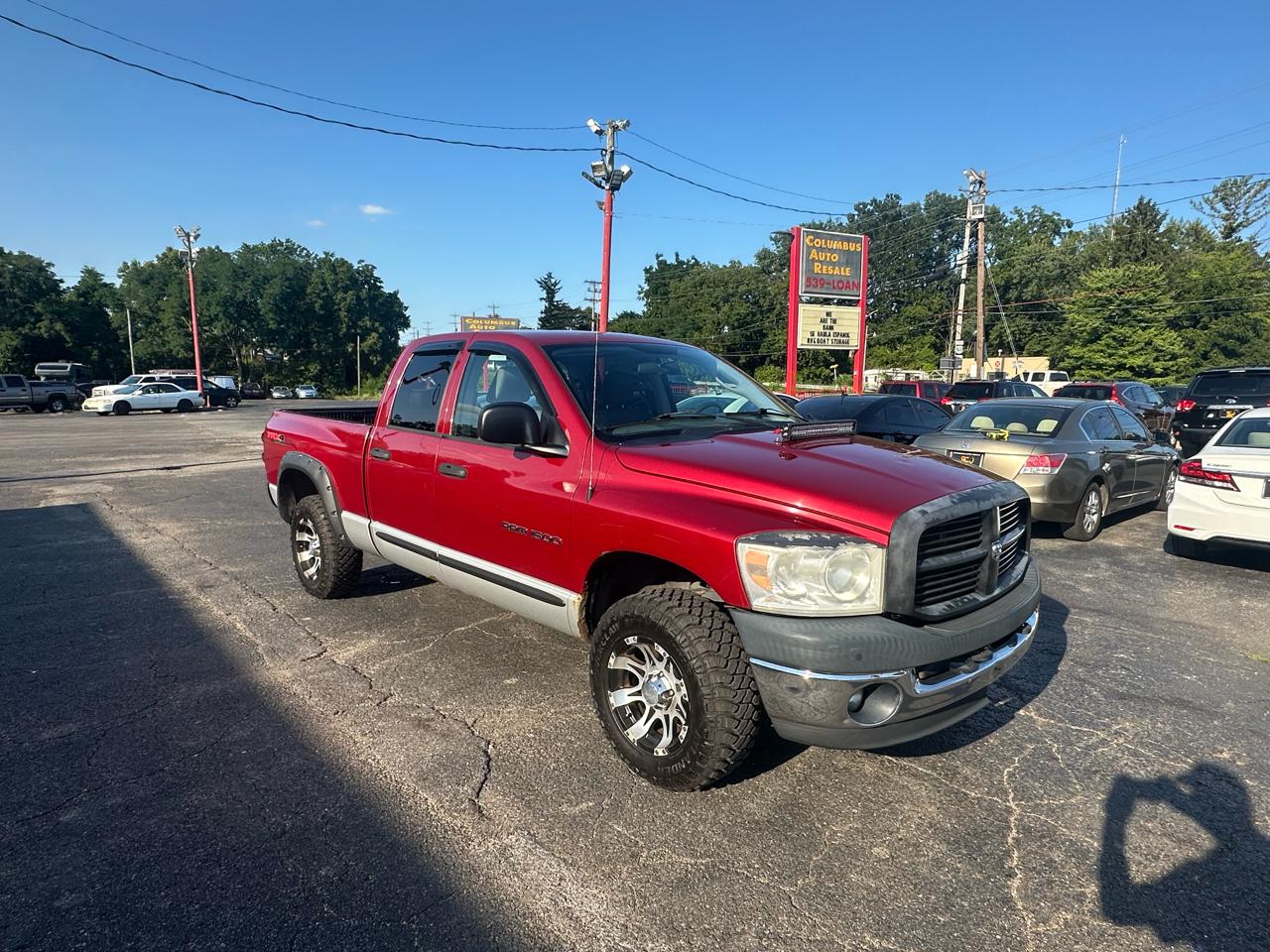 Dodge Ram 1500 4WD Quad Cab 140.5" SLT 2007