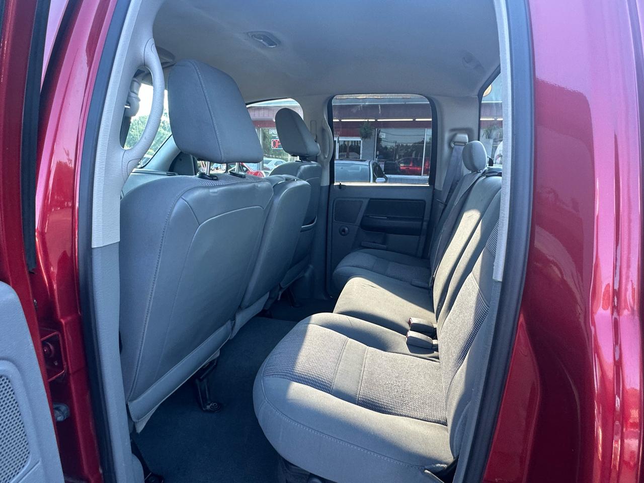 Dodge Ram 1500 4WD Quad Cab 140.5" SLT 2007