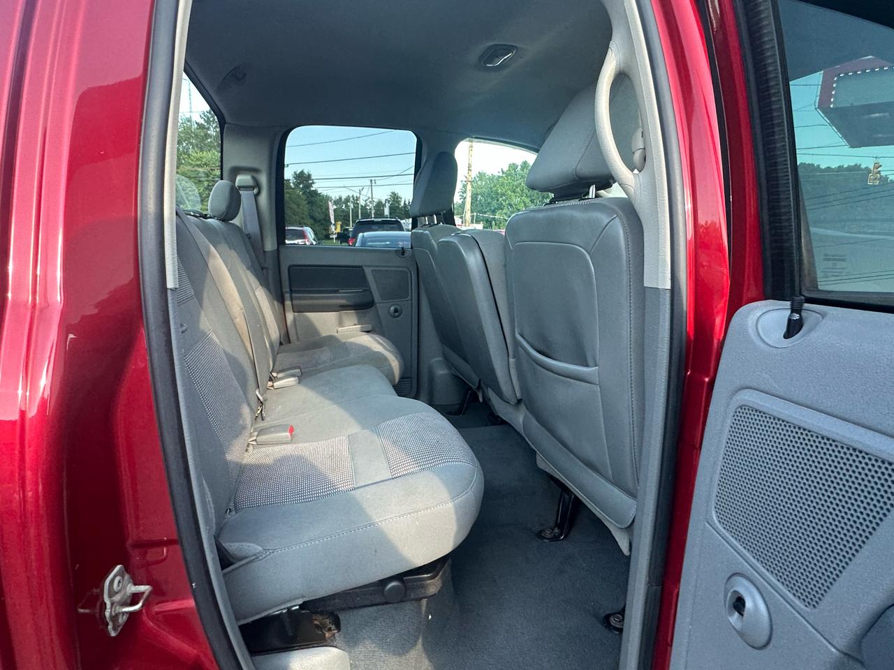 Dodge Ram 1500 4WD Quad Cab 140.5" SLT 2007