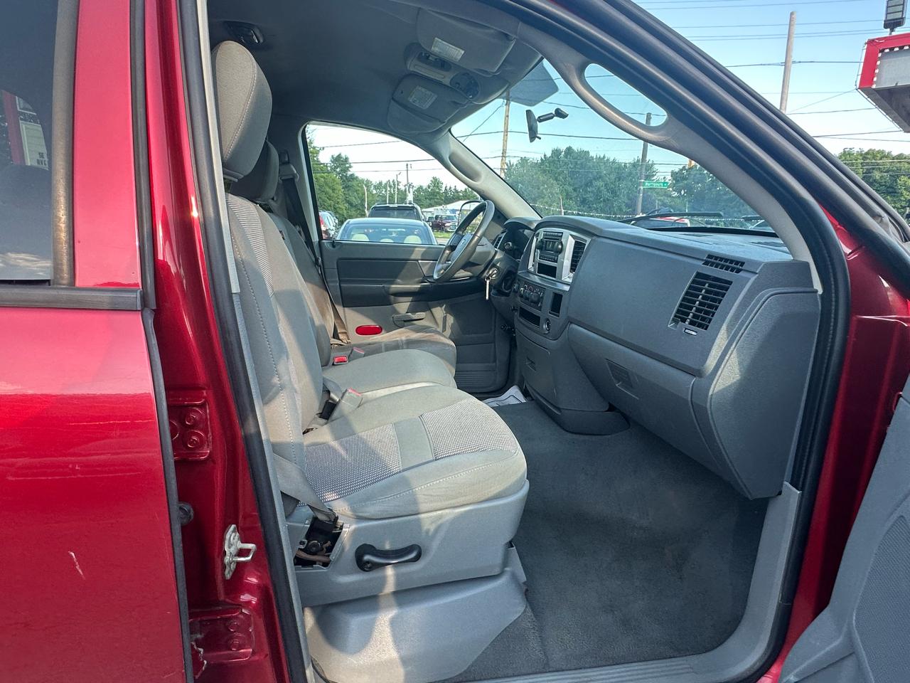 Dodge Ram 1500 4WD Quad Cab 140.5" SLT 2007