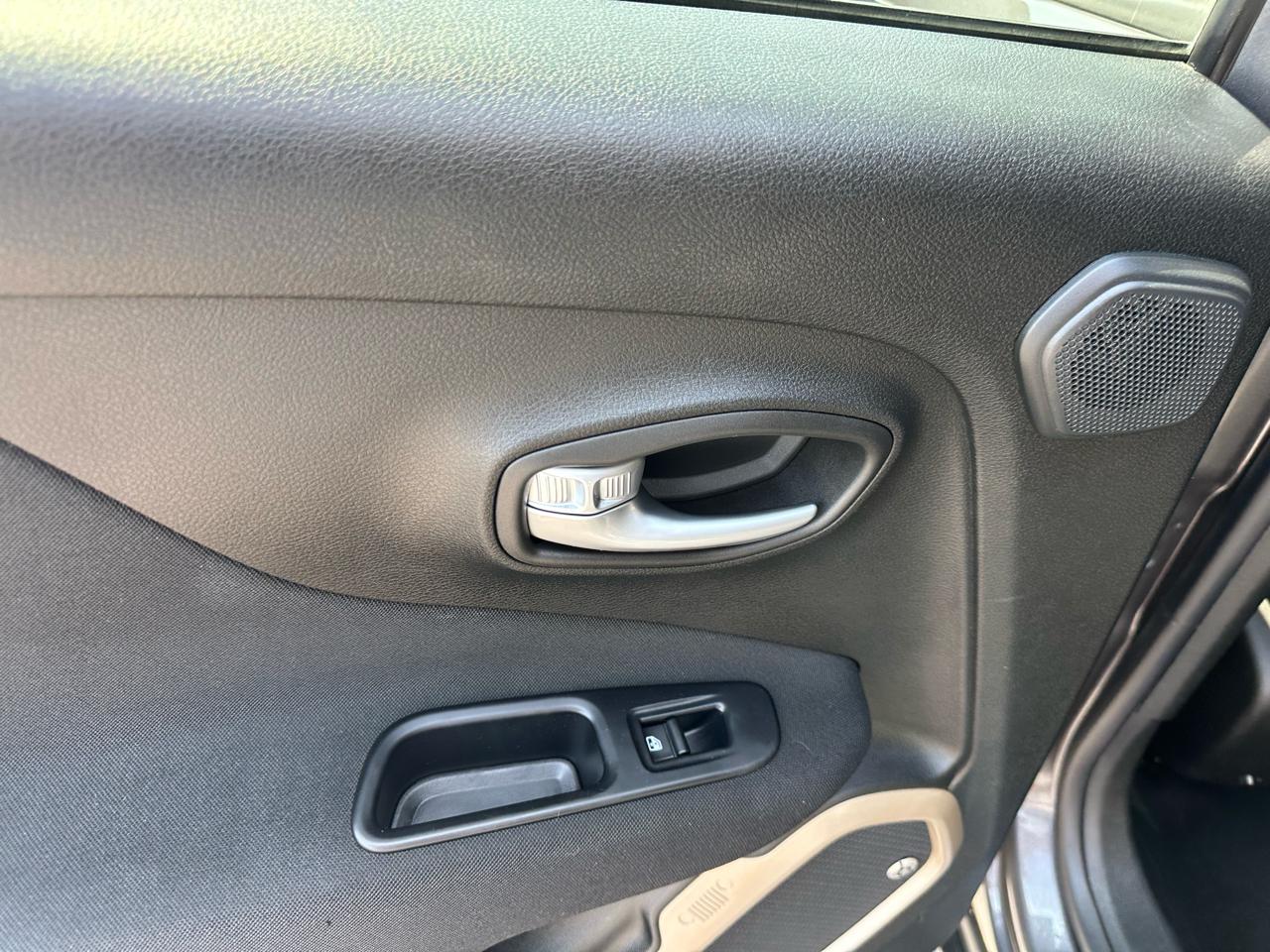 Jeep Renegade Latitude 4x4 2017