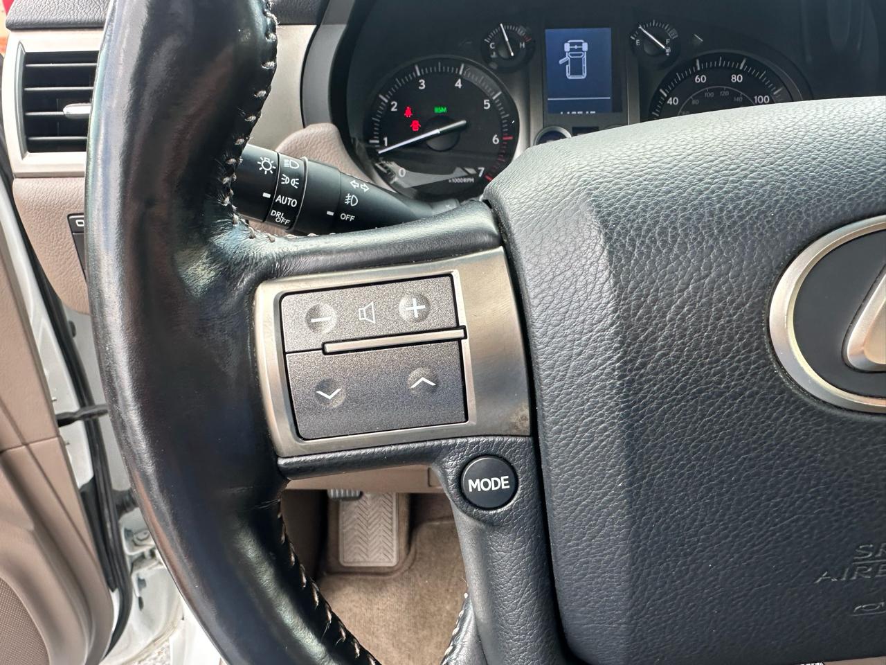 Lexus GX 460 4WD 4dr Luxury 2016