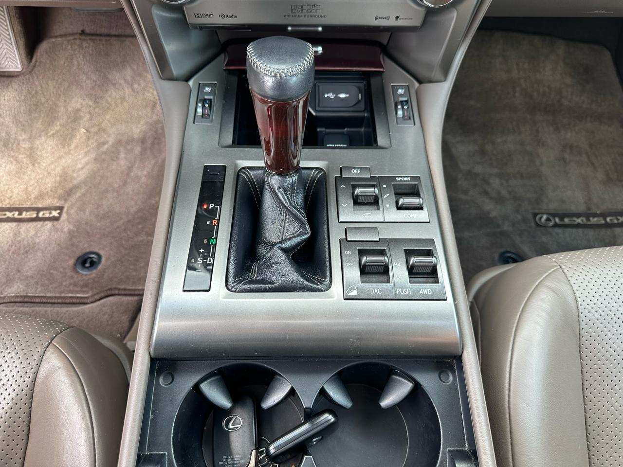 Lexus GX 460 4WD 4dr Luxury 2016