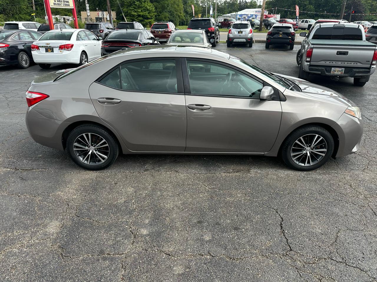 Toyota Corolla 4dr Sdn CVT S w/Special Edition Pkg (Natl) 2016