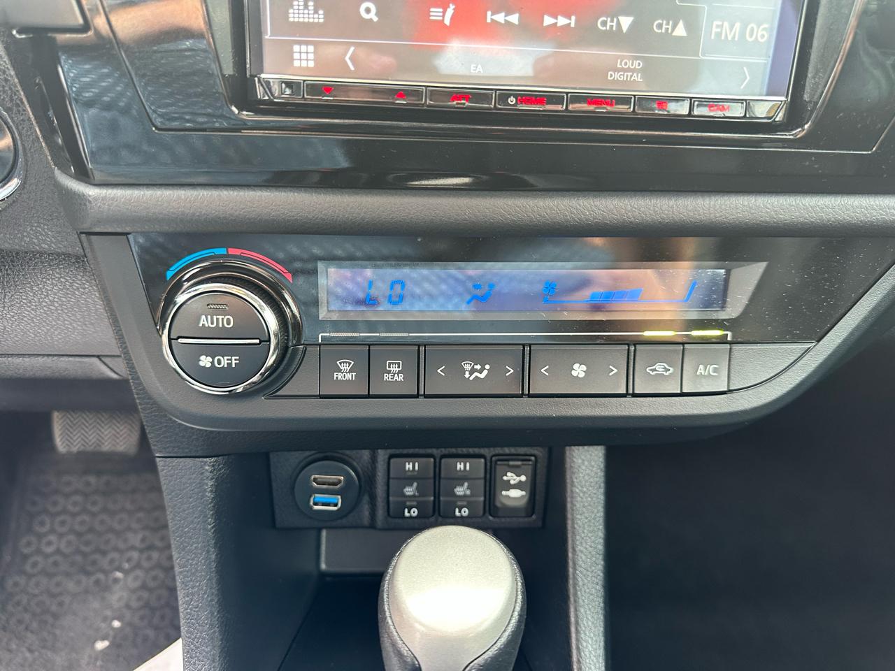 Toyota Corolla 4dr Sdn CVT S w/Special Edition Pkg (Natl) 2016