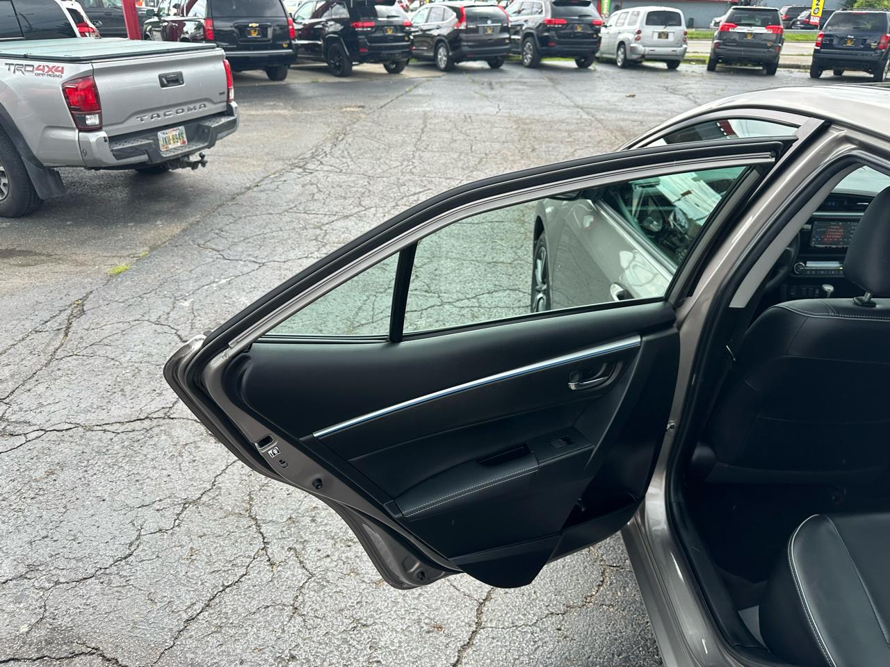 Toyota Corolla 4dr Sdn CVT S w/Special Edition Pkg (Natl) 2016