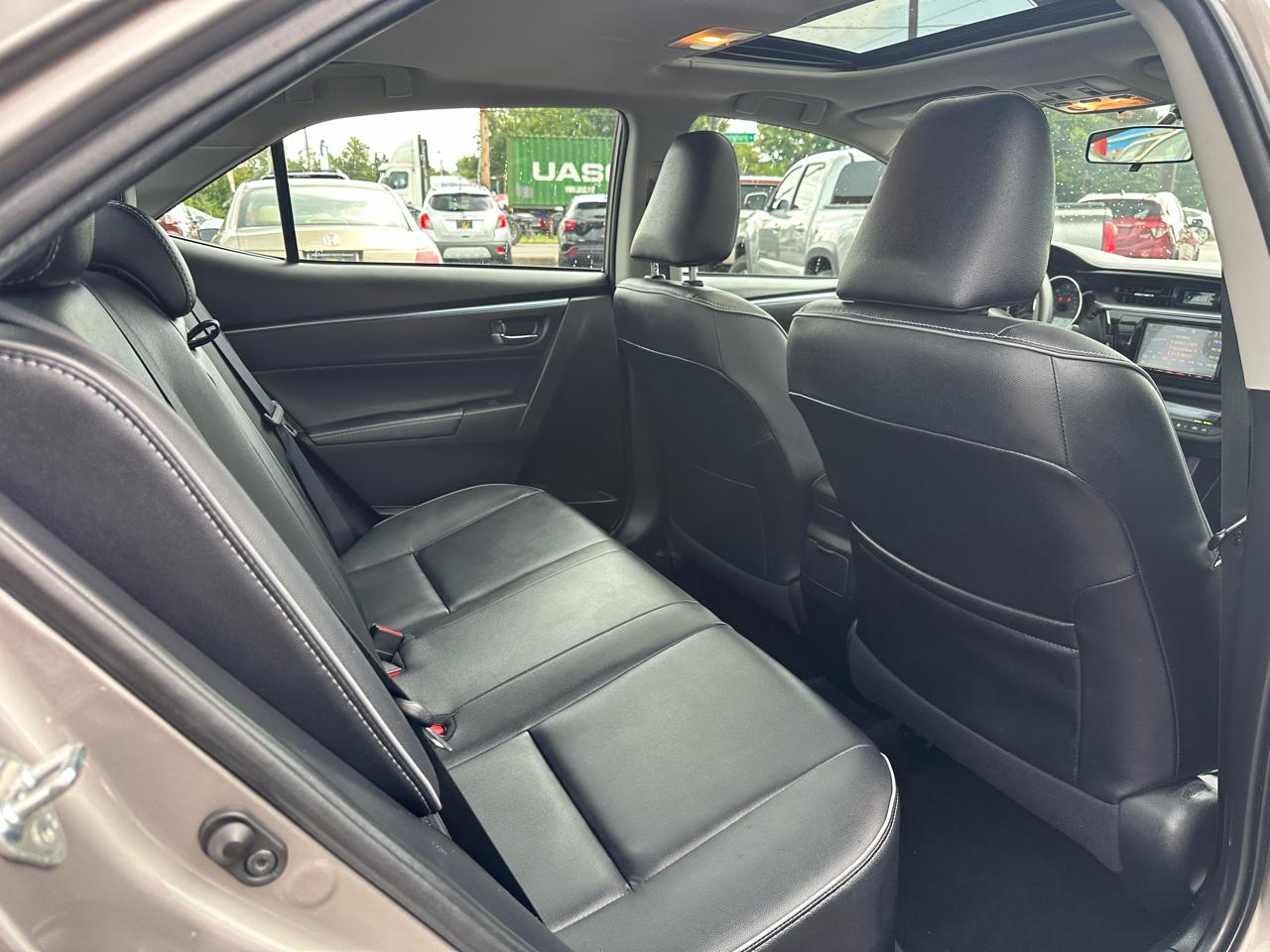 Toyota Corolla 4dr Sdn CVT S w/Special Edition Pkg (Natl) 2016
