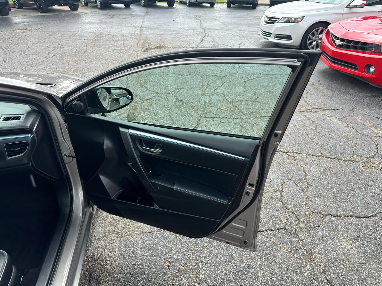 Toyota Corolla 4dr Sdn CVT S w/Special Edition Pkg (Natl) 2016