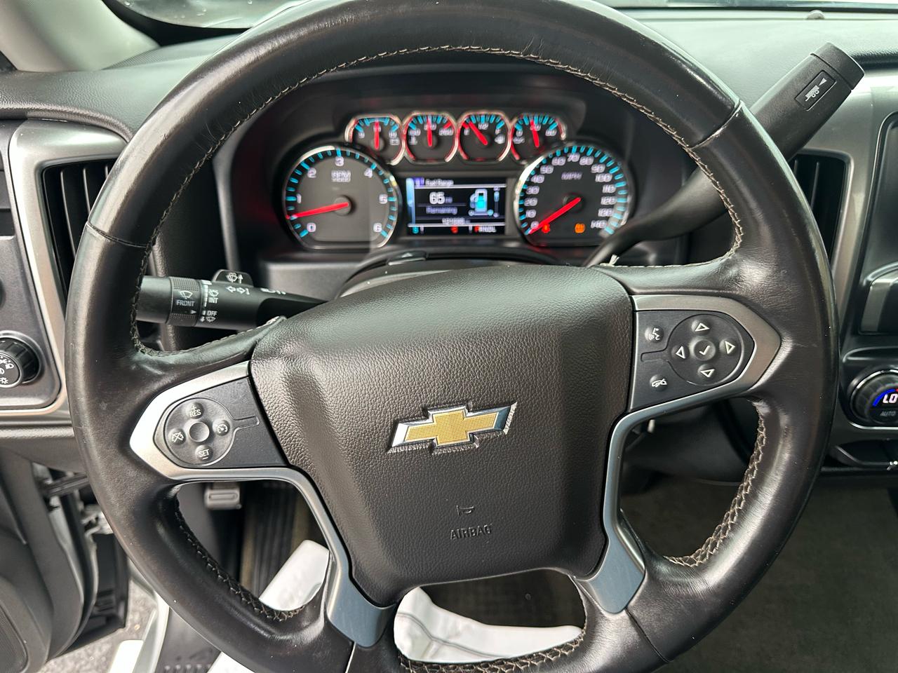 Chevrolet Silverado 1500 4WD Crew Cab 143.5" LT w/1LT 2017
