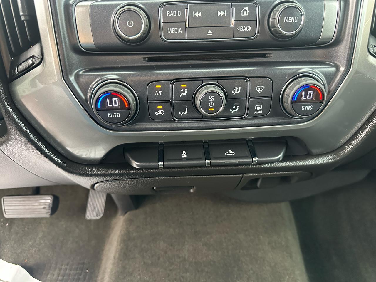 Chevrolet Silverado 1500 4WD Crew Cab 143.5" LT w/1LT 2017