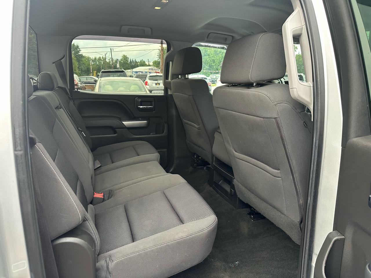 Chevrolet Silverado 1500 4WD Crew Cab 143.5" LT w/1LT 2017