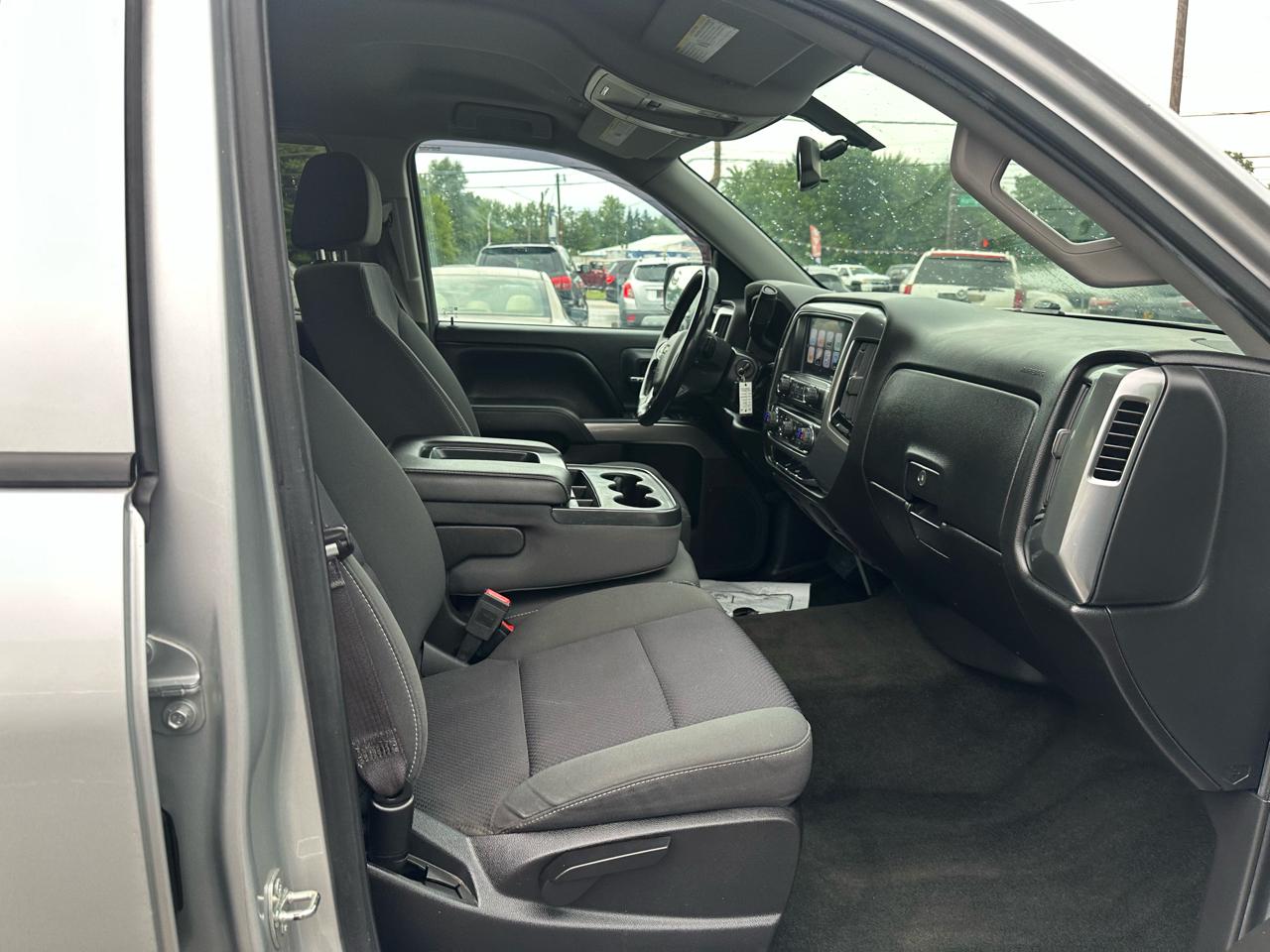 Chevrolet Silverado 1500 4WD Crew Cab 143.5" LT w/1LT 2017