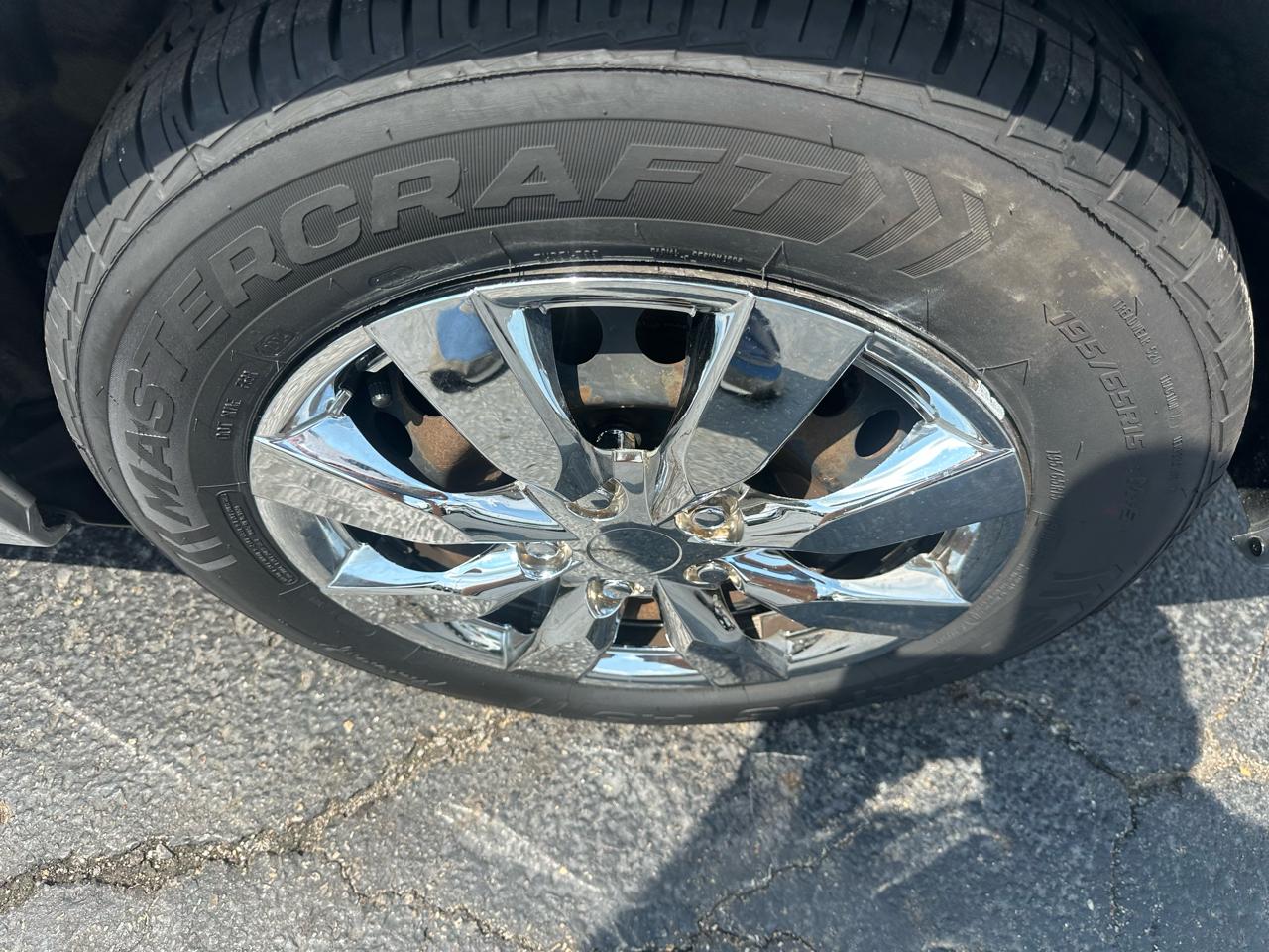 Honda Civic Sedan 4dr CVT LX 2015
