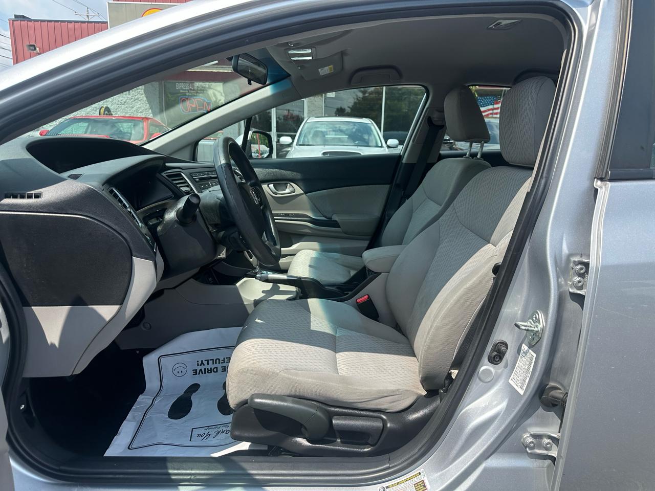 Honda Civic Sedan 4dr CVT LX 2015