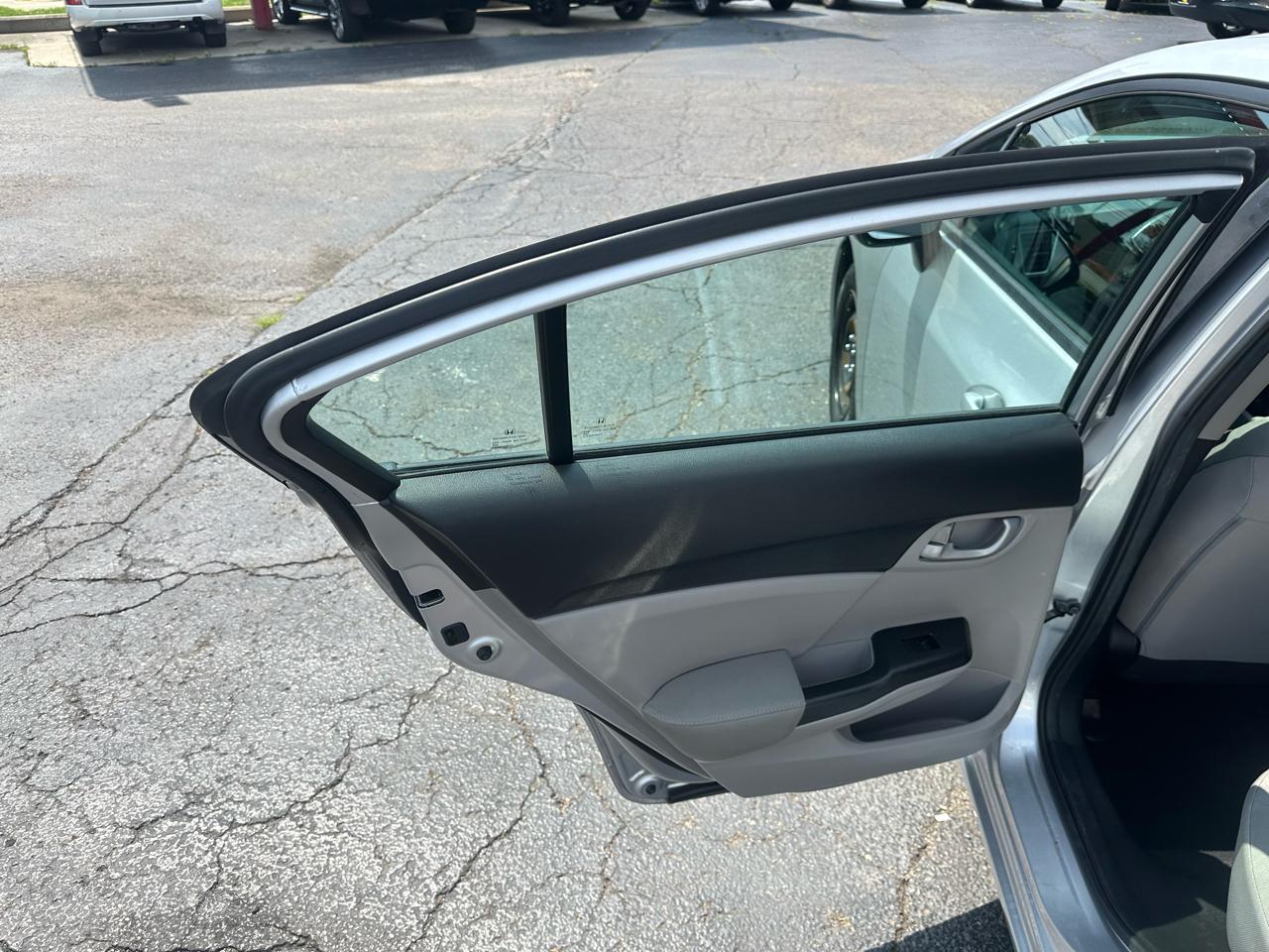 Honda Civic Sedan 4dr CVT LX 2015