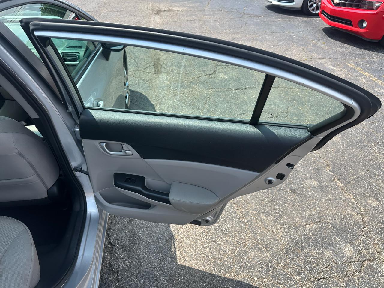 Honda Civic Sedan 4dr CVT LX 2015