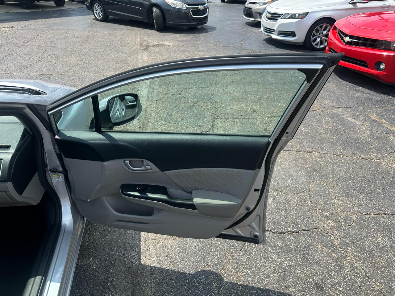 Honda Civic Sedan 4dr CVT LX 2015